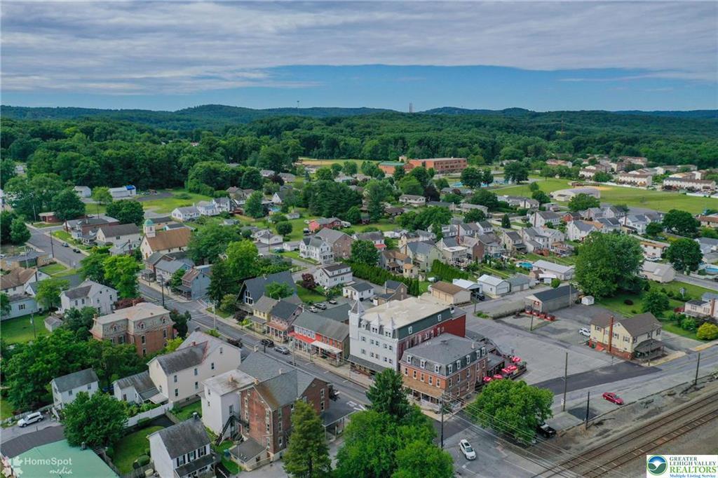 Foto principal - 108 S Main St