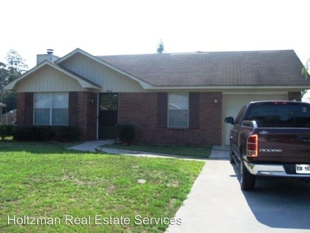 Primary Photo - 3 br, 2 bath House - 963 Black Willow Drive