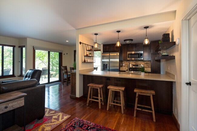 Foto del edificio - 2655 Ridge Ln