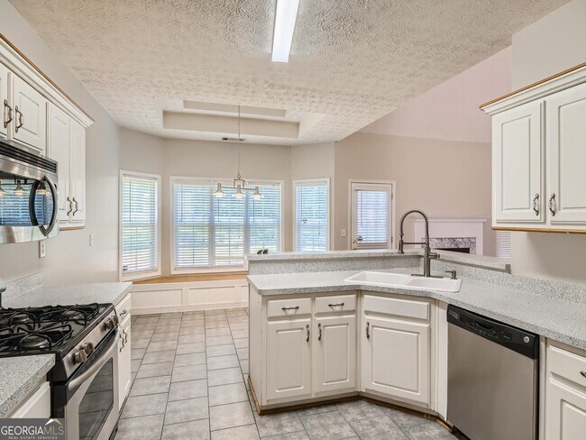 Building Photo - 628 Morgans Trace