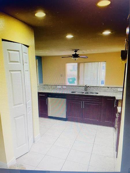 Building Photo - 9981 SW 26th Ct