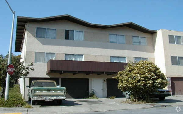 Building Photo - 990 Nora Way