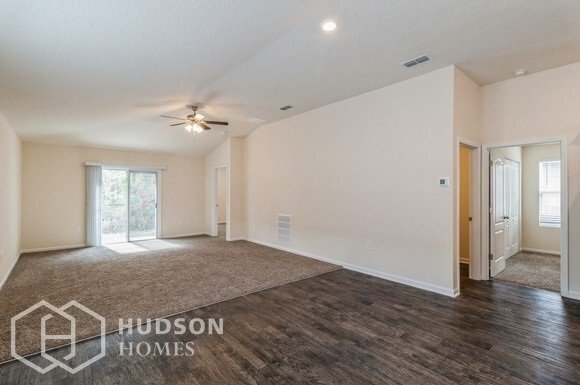 Foto del edificio - NEW CONSTRUCTION AVAILABLE! 2376 Oak Strea...
