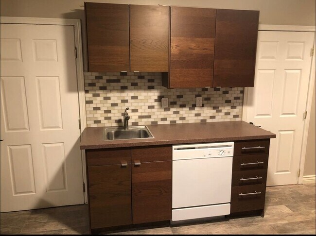 Foto del edificio - 1212 Hawberry Cir