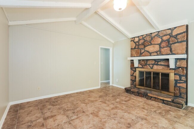 Building Photo - 1228 Dugan Ave
