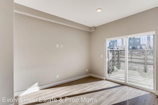 Building Photo - 3 br, 2.5 bath House - 2810 W 53rd Ave