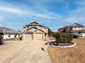 Building Photo - 2875 Southampton Way