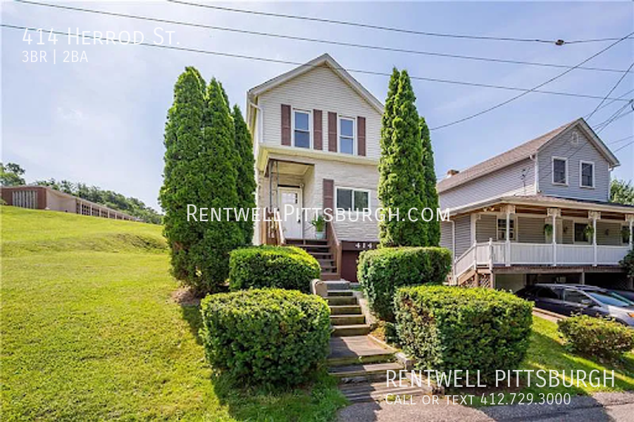 Foto principal - 3 Bedroom Home in West Mifflin