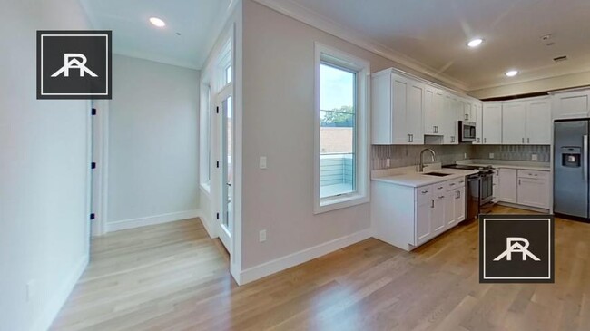 Foto del edificio - 5 bedroom in Brighton MA 02135