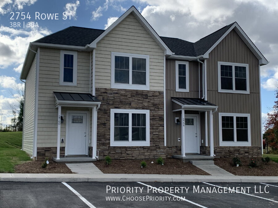Primary Photo - 2754 Rowe St