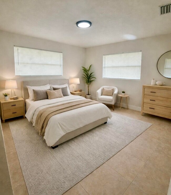 Building Photo - 7796 Loomis St