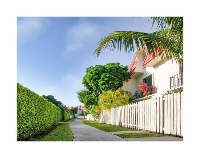 Foto del edificio - 1701 NE 115th St