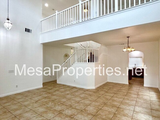 Foto del edificio - 12300 Primavera Way