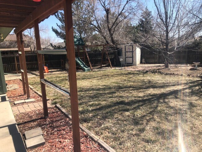 Foto del edificio - Nice Home with Finished Basement in South Loveland