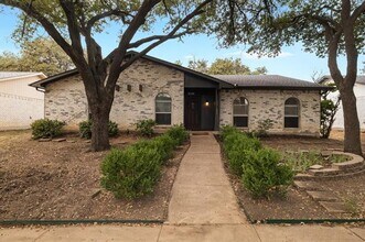 Building Photo - 1831 Chamberlain Dr