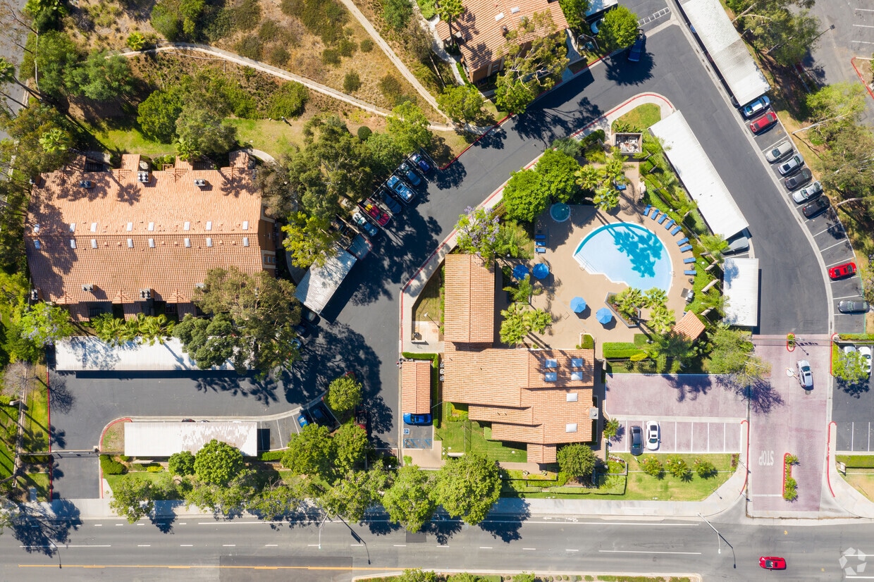 The Hills of Corona Apartments in Corona, CA Westside Rentals