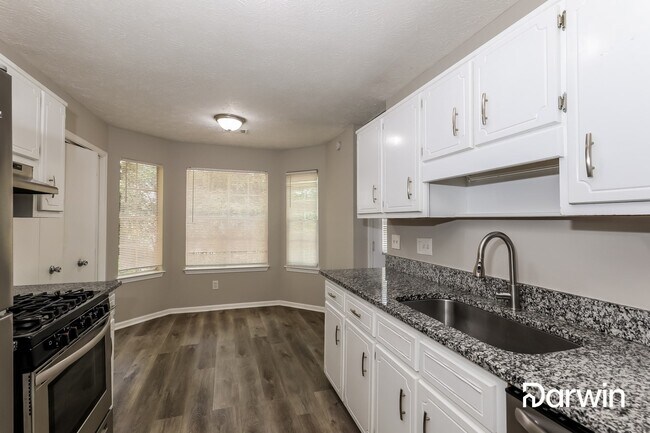 Foto del edificio - 378 Fieldgreen Dr