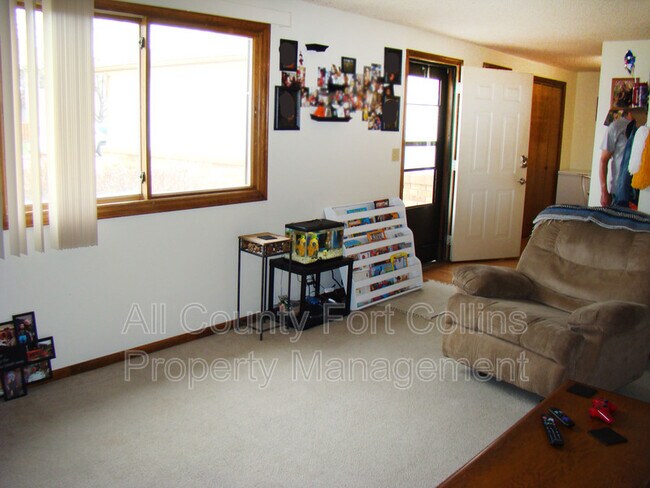 Foto del edificio - 409 Terri Dr