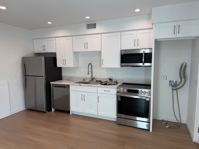 Cocina - 18906 Lassen St