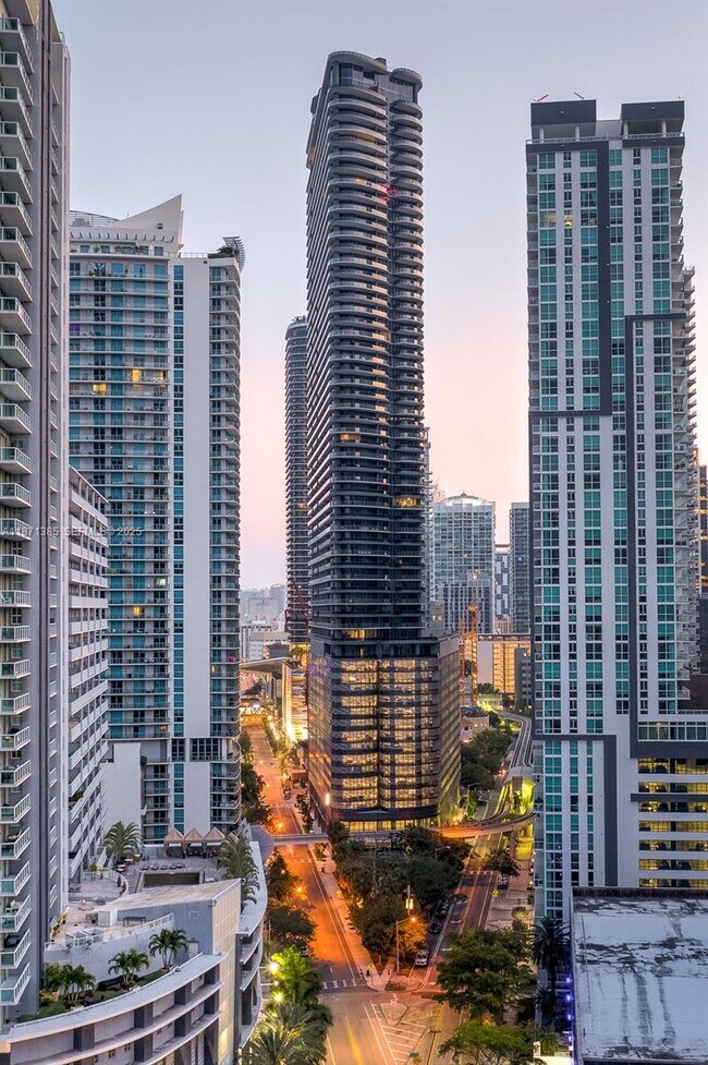 Foto del edificio - 1000 Brickell Plaza