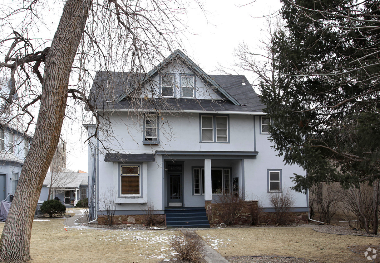 Primary Photo - 611-615 Cascade Avenue