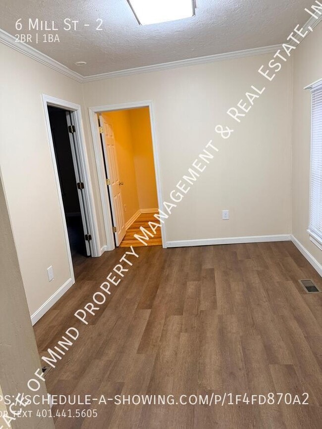 Building Photo - 6 Mill St