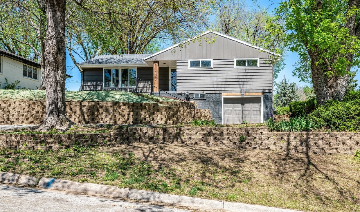 Photo - 4670 Frederick St (Omaha, NE)