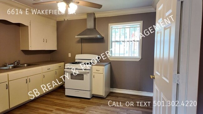 Foto del edificio - 6614 E Wakefield Dr