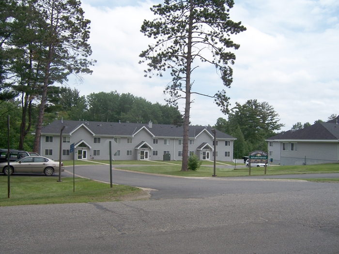 Primary Photo - Forest Park West Apartments