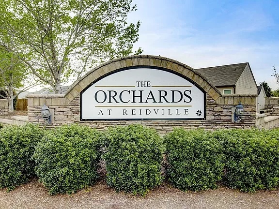 Foto del edificio - 898 Wild Orchard Ln