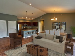 Mill Hollow Apartments photo'