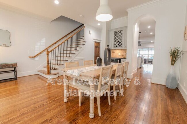 Foto del edificio - 545 W 26th St
