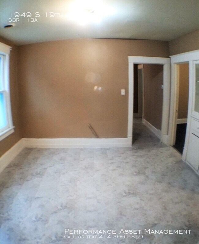 Foto del edificio - Fantastic South Side 3br upper unit