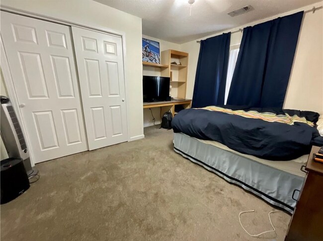 Building Photo - 1133 Harts Ridge Dr