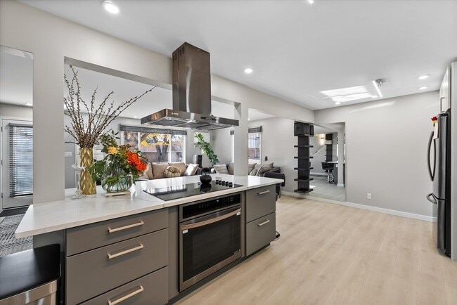 Foto del edificio - N20W5343 Pierce Ct