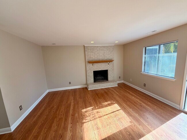 Foto del edificio - 6517 Valene Ct