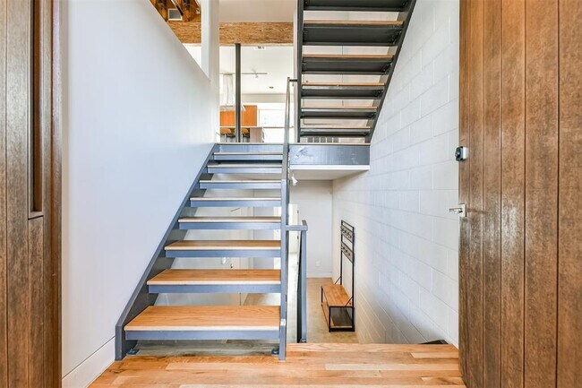 Foto del edificio - 1208 Wichita St