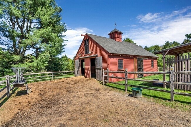 Building Photo - 110 Spencer Brook Rd