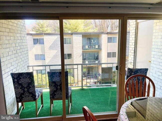 Foto del edificio - 12203 Braxfield Ct