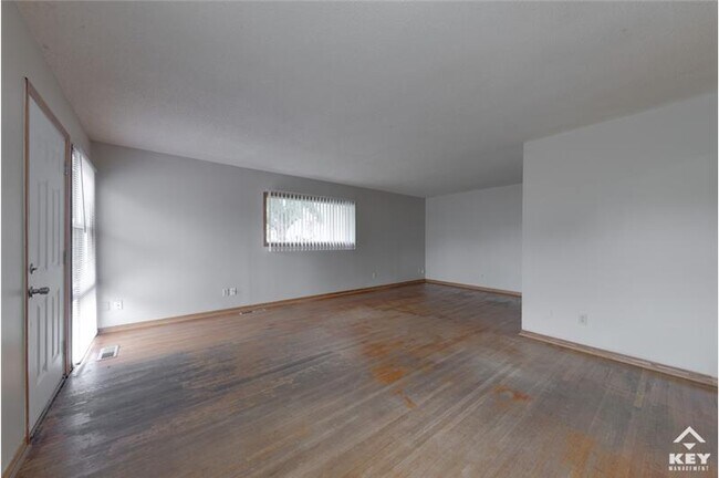 Foto del edificio - 2807 W Maxwell Ave