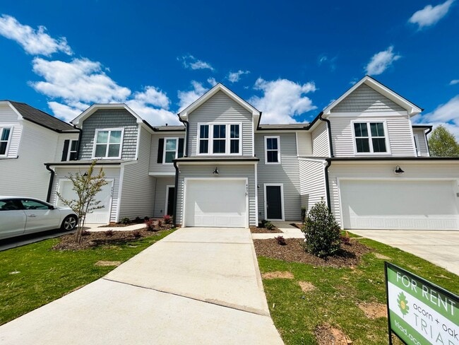 Foto del edificio - BRAND NEW 2-story 1-car garage Jamestown townhome with 3 bedroom 2.5 bath