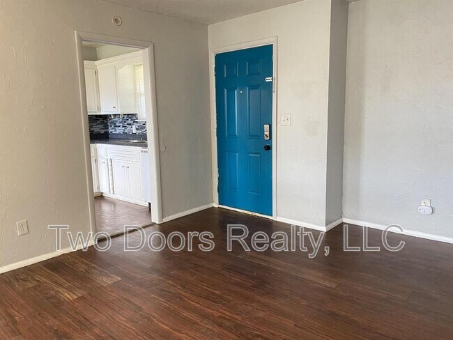 Foto del edificio - 4800 Lisa Lane