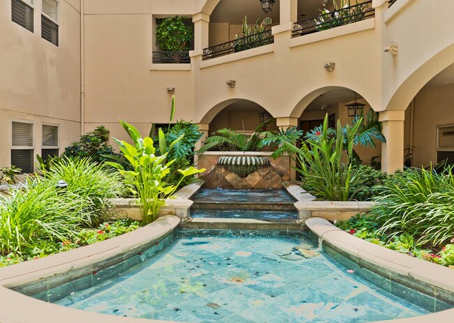 Courtyard - 10364 Almayo Ave