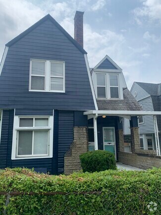 Building Photo - 411 Mcgregor Ave