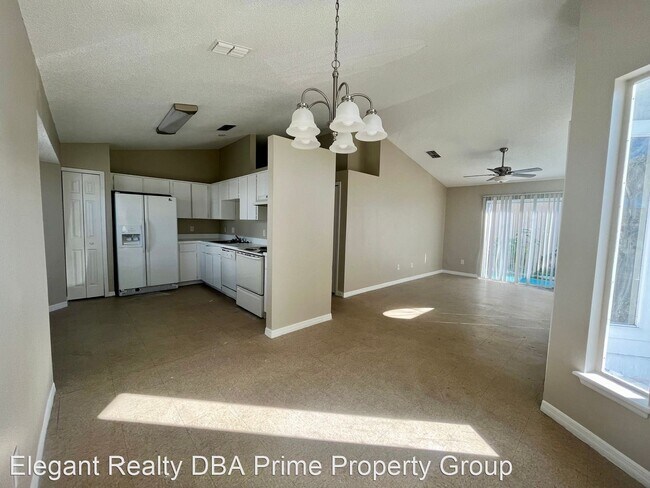 Foto del edificio - 3 br, 2 bath House - 282 San Gabriel Street
