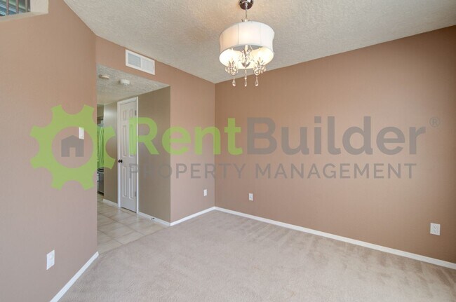 Building Photo - $MOVE IN SPECIAL PRICING$ 999.00 FIRST FULL MONTHS RENT.