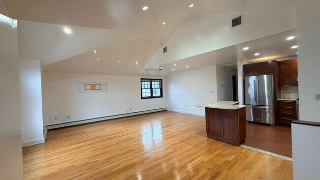 Foto del edificio - 15716 16th Ave