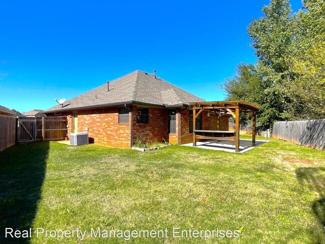 Foto del edificio - 3 br, 2 bath House - 964 Cotswold Ct.