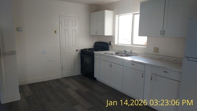 Building Photo - Branstetter