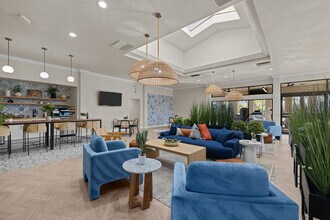 Building Photo - The Park at Positano